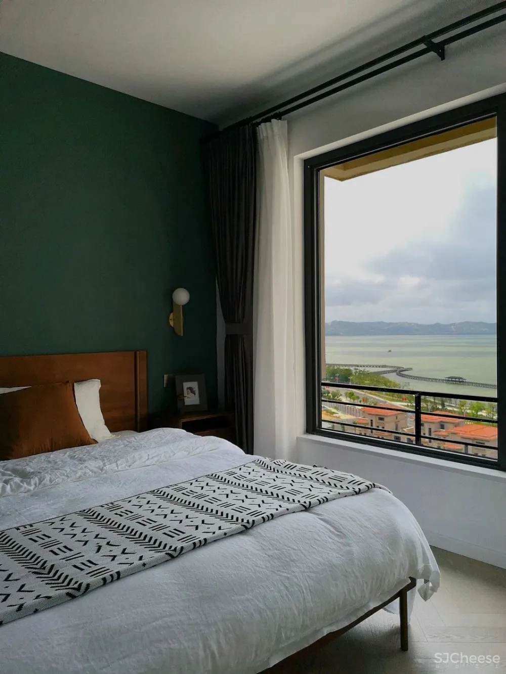 165㎡里的爱情故事/吹着海风/看看电影/沉浸于两个人的浪漫