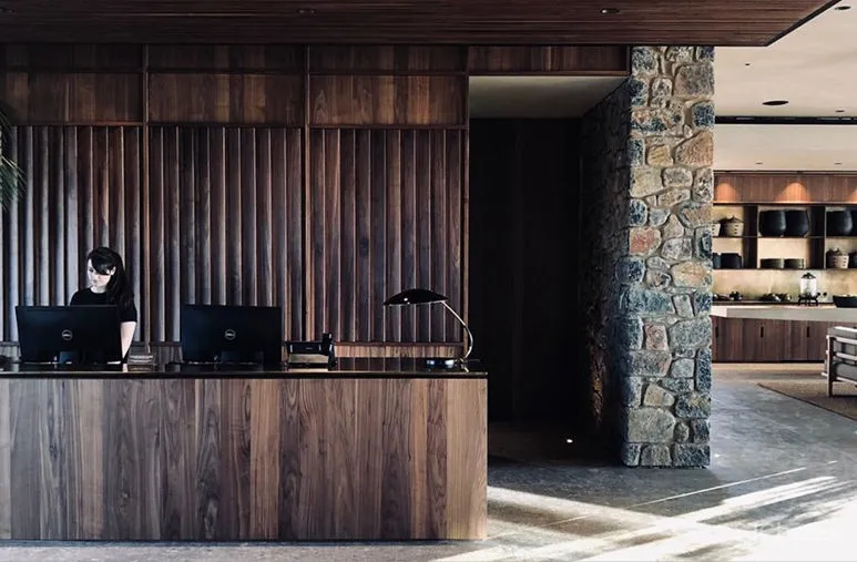 Annabell Kutucu & Lambs and Lions,CASA COOK CHANIA 一个现代主义的村庄 ，精明的旅行者