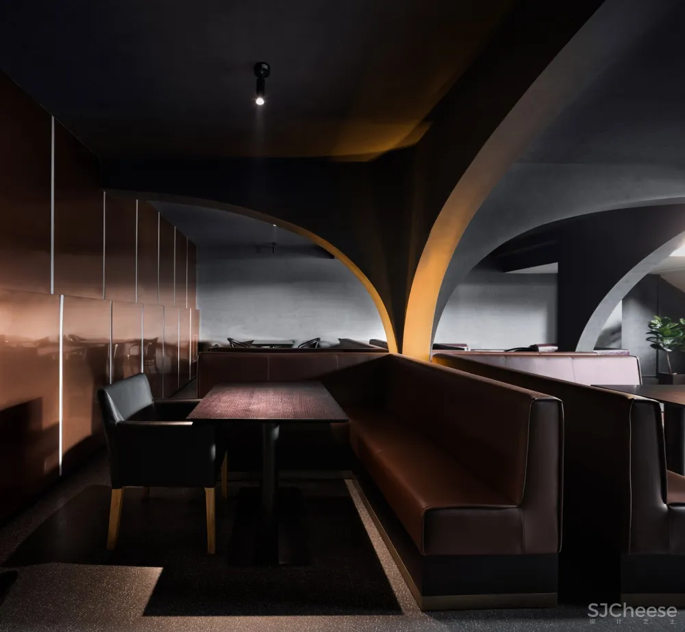 薄荷花园酒吧,河北 / 侯天天+李成+刘晓鲁