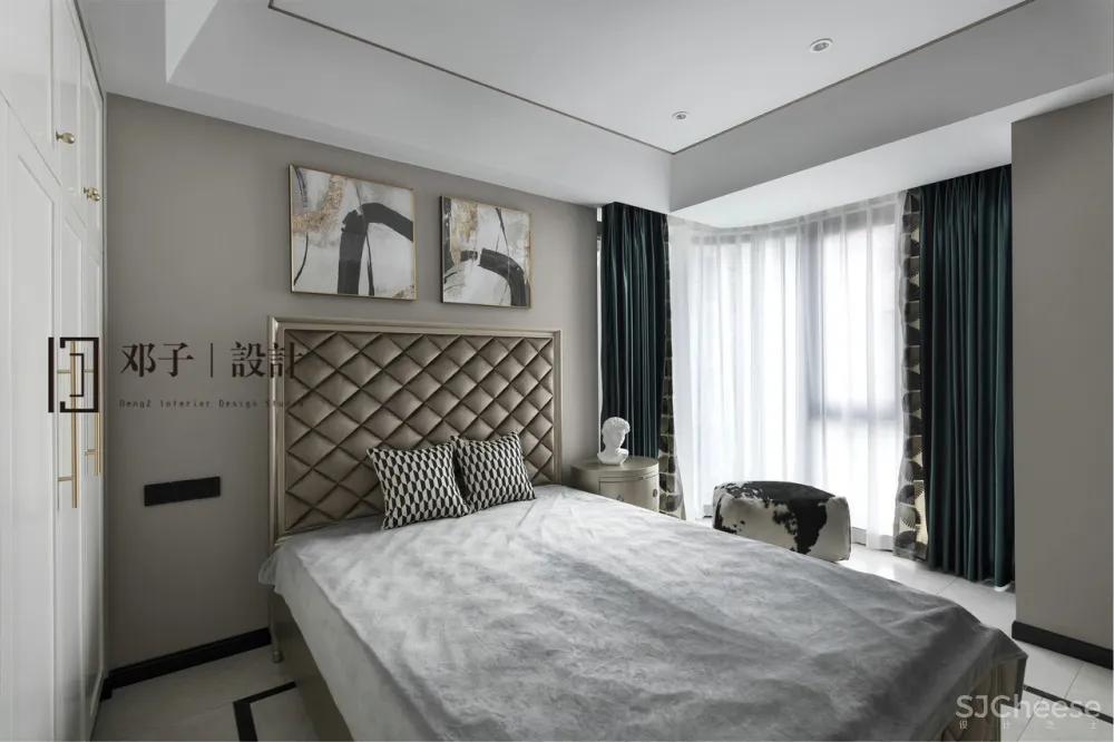 167㎡水晶灯与玛吉斯陀螺椅的完美会面 邓子设计