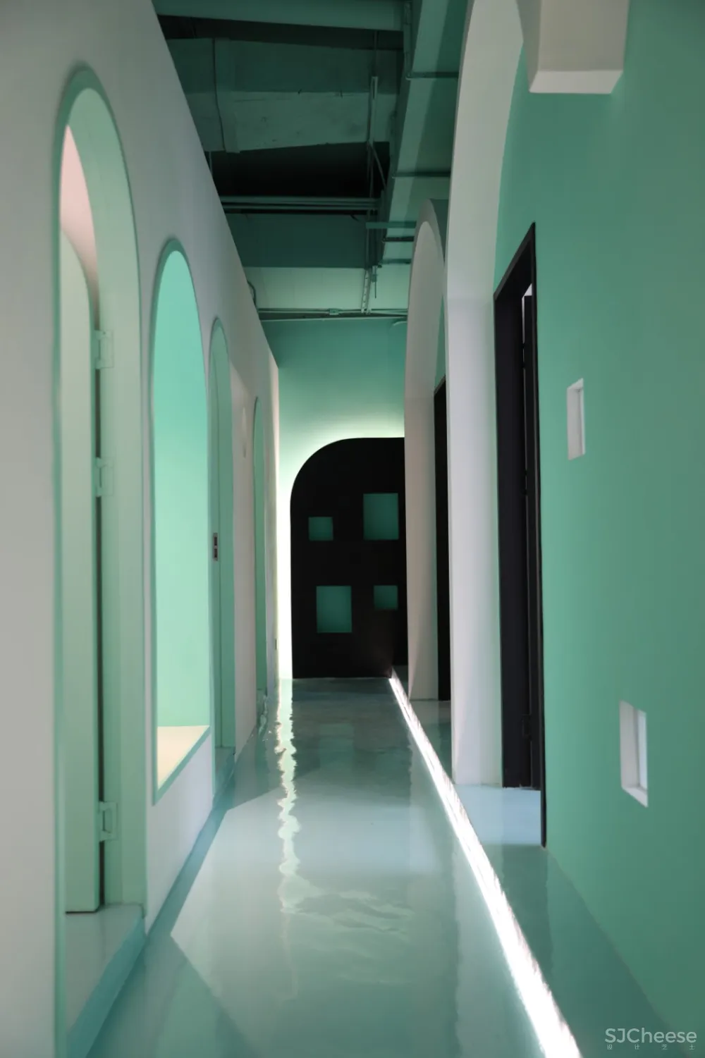 新作 | 广州黑白木设计：东燃美容中心