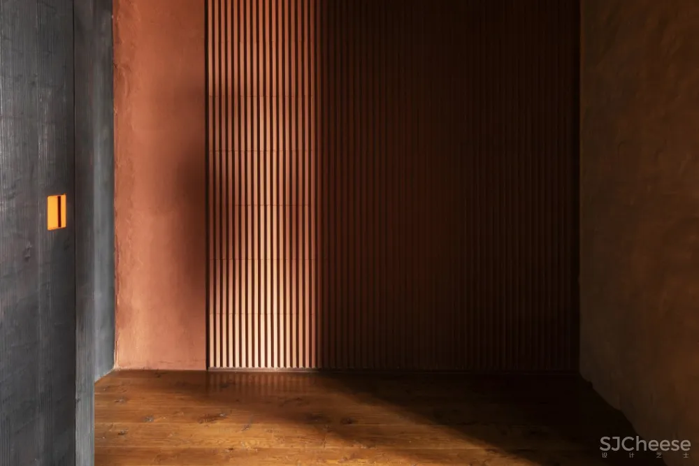 维罗纳硬朗风私宅 Bricolo Falsarella