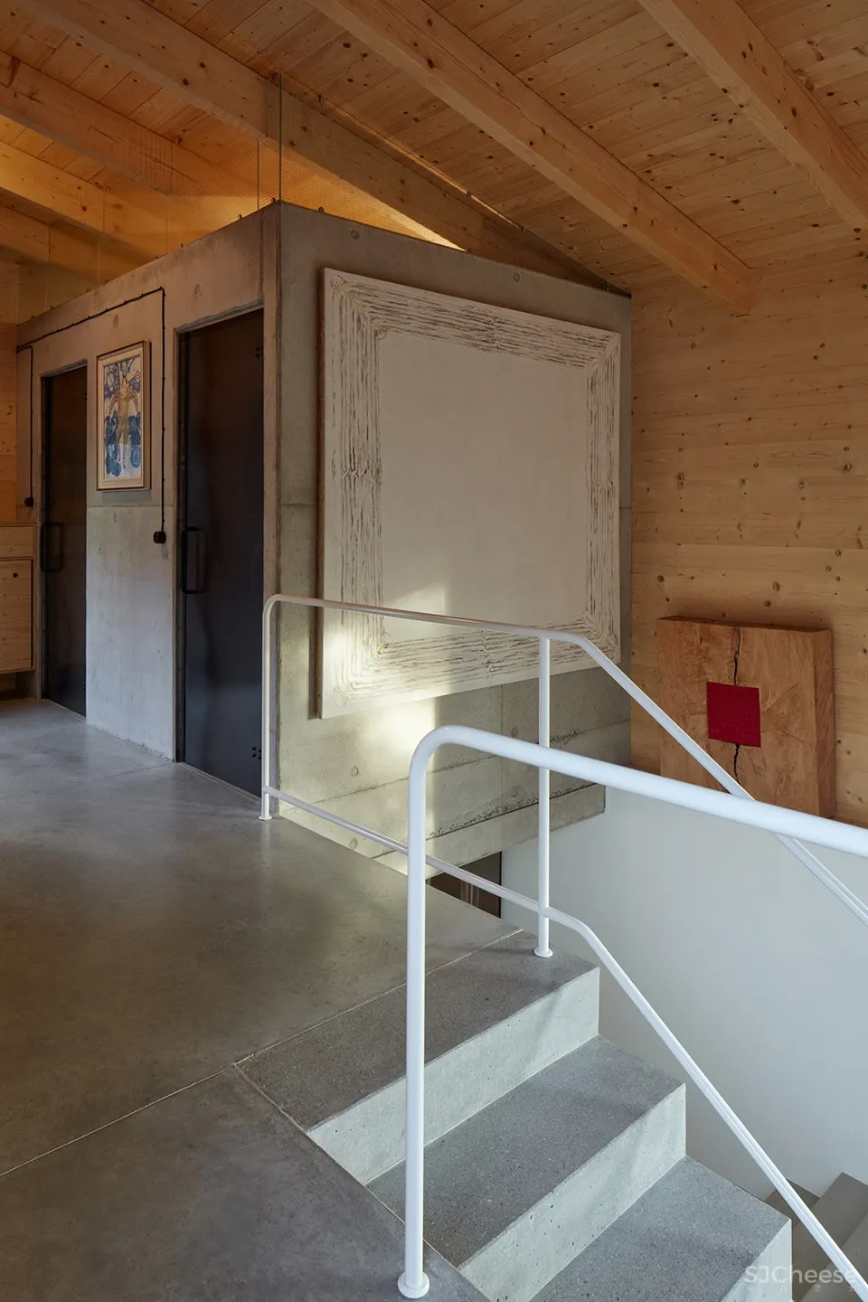 墙后住宅，捷克 / Mjölk architects