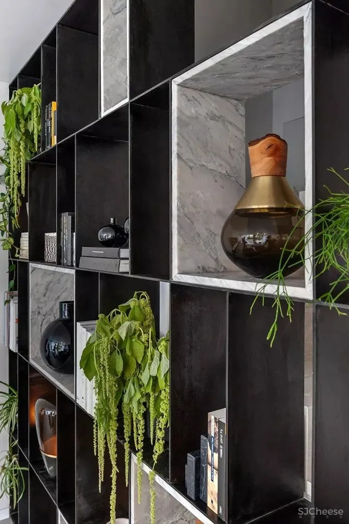 黑白灰品质感大宅 Aviram Kushmirski