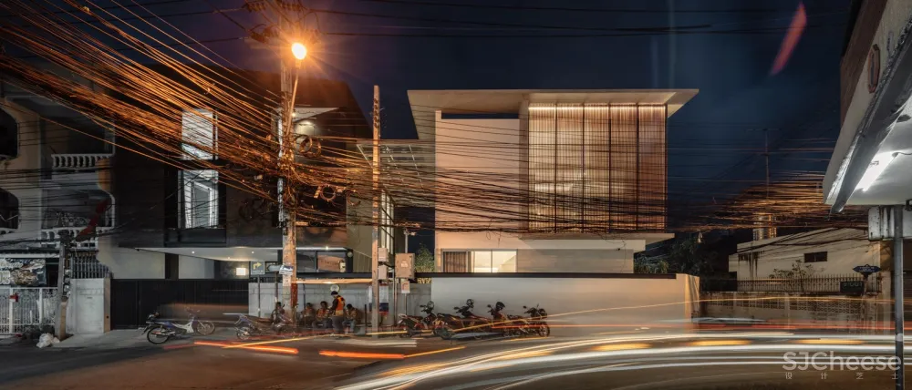 FLAT12x | 古典与现代结合的泰国住宅 Bird Bom House