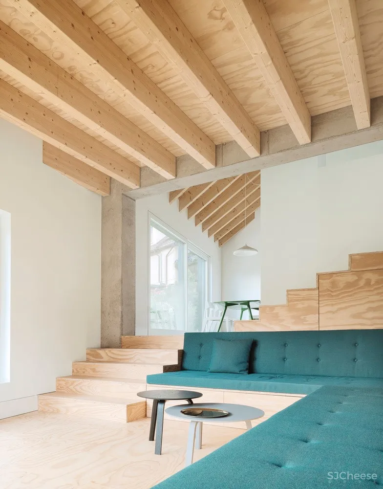 Haus D,顺时针旋转的黑色住宅 / Yonder – Architektur und Design