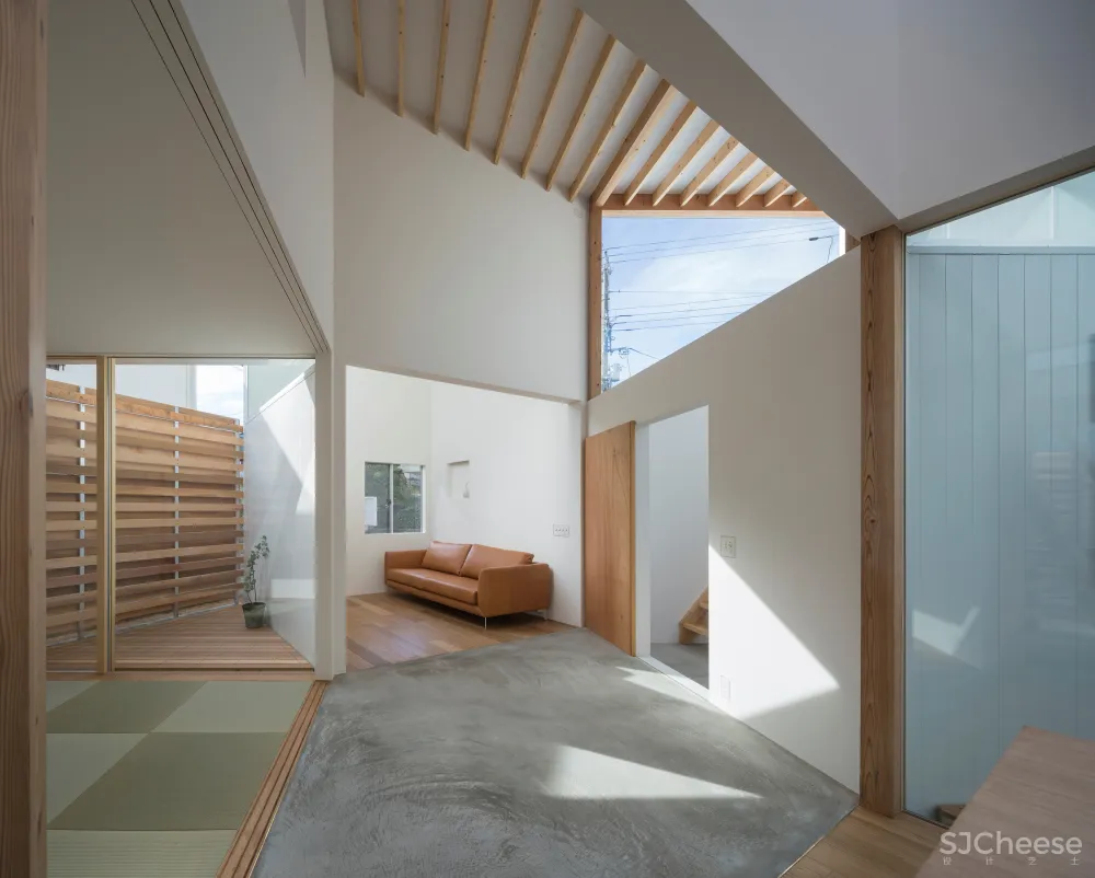 House in Hokusetsu by Tato Architects