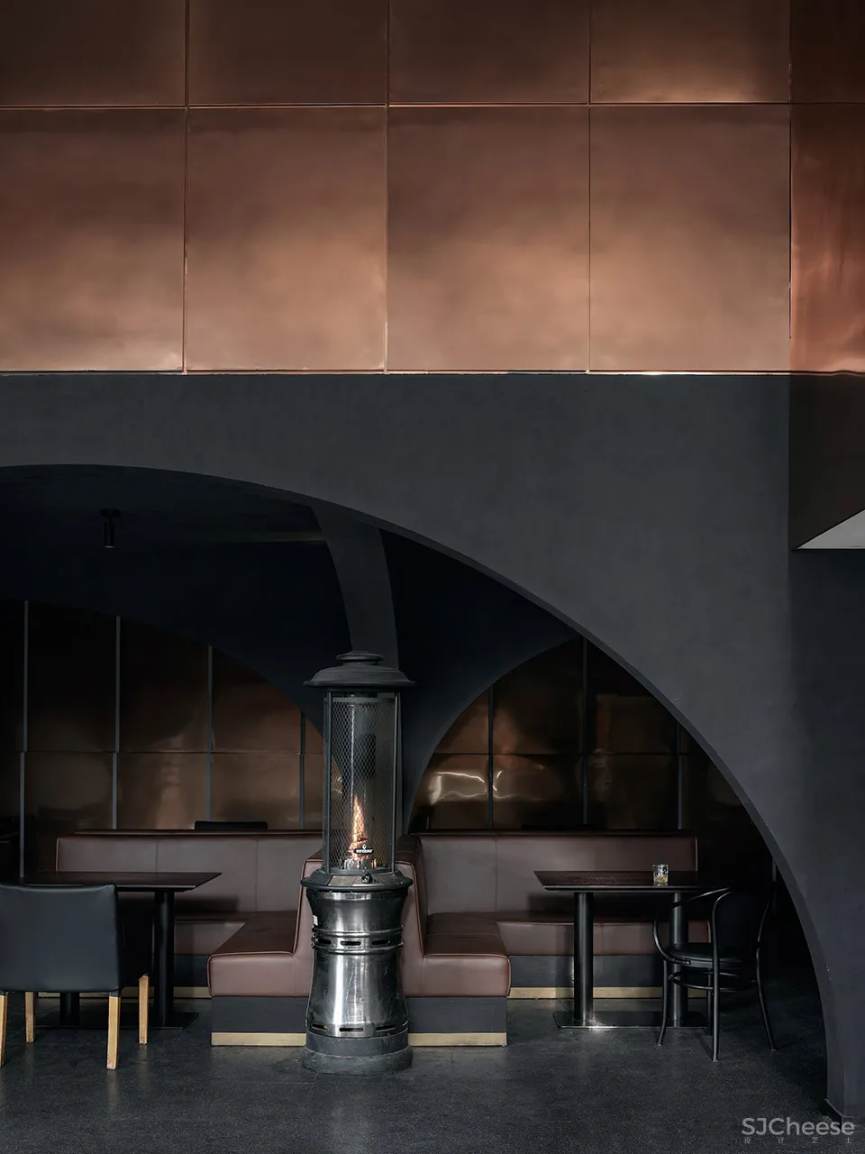 简单、酷、有质感,河北薄荷花园酒吧 侯天天 李成 刘晓鲁