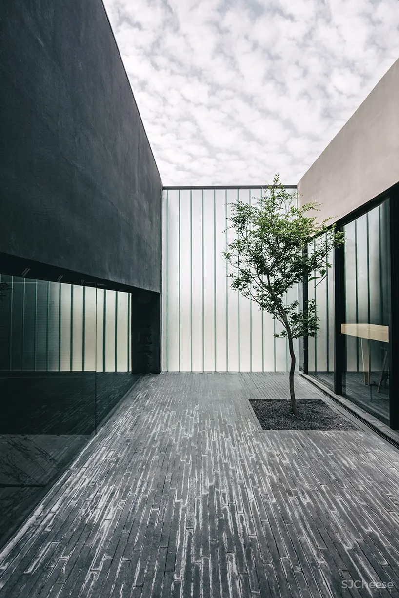 他设计的建材市场丨逼格高得像个美术馆