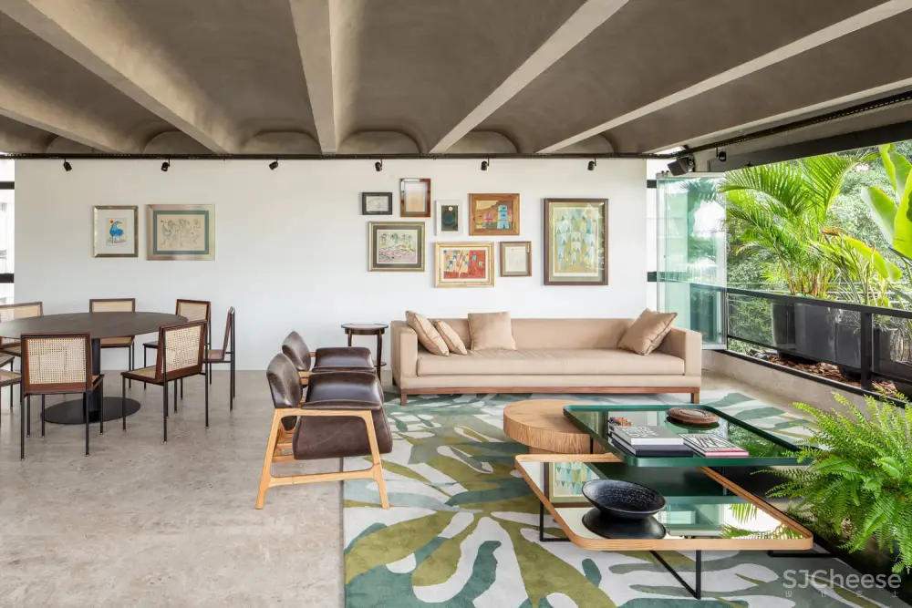 STUDIO LIM | 圣保罗20世纪野性主义公寓翻新