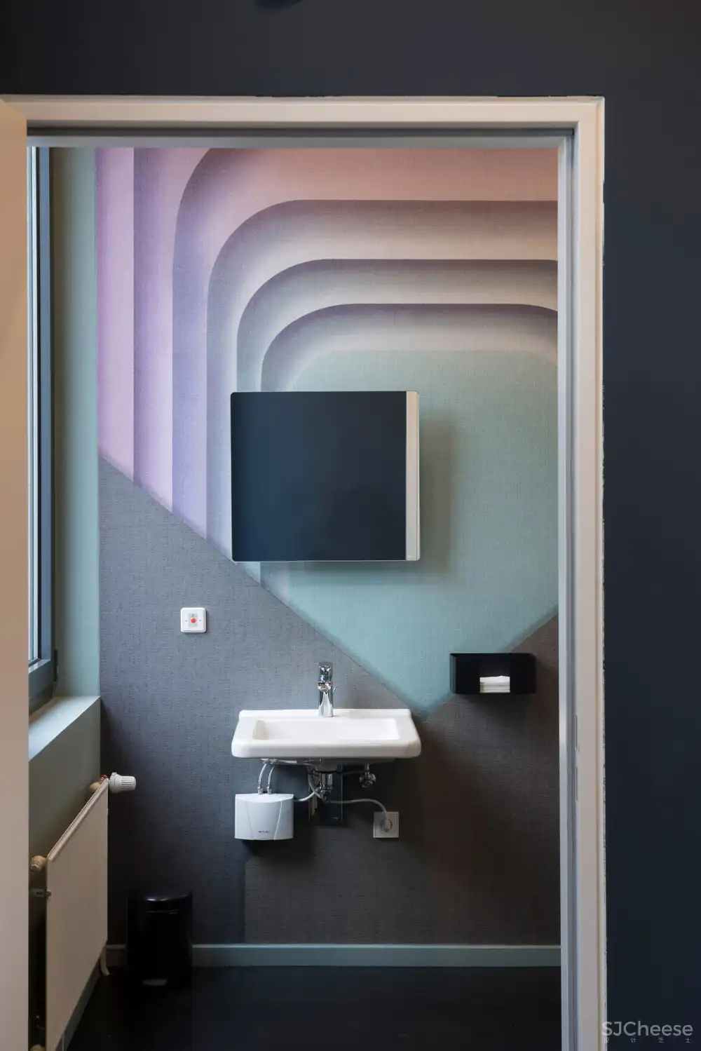 Studio Karhard | 柏林都市牙医诊所设计