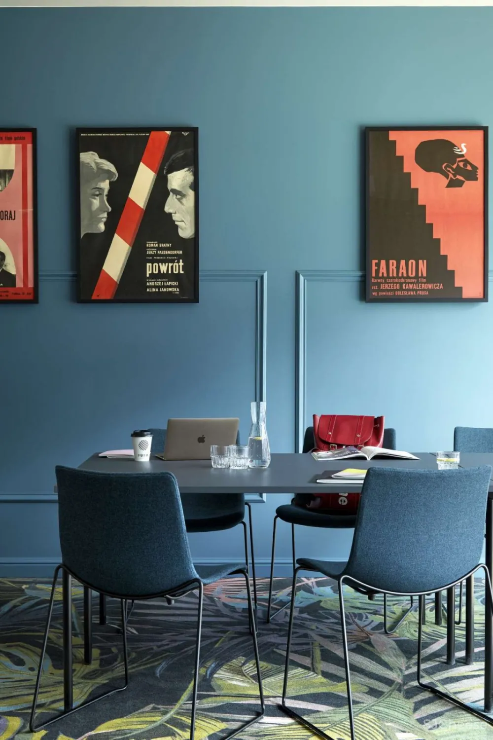 波兰现代工业的精致与活力，PURO酒店 SUPER FUTURES