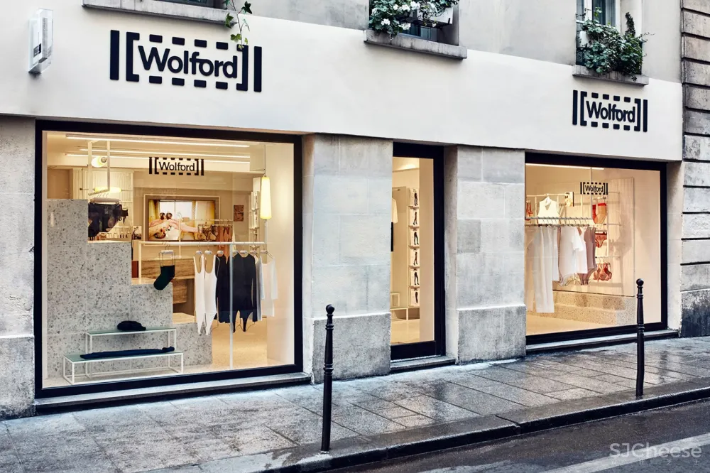 Wolford巴黎店，法国 / Studio Modijefsky