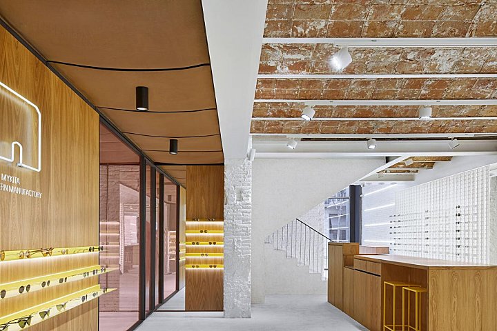 地方特色和品牌美学的结合，巴塞罗那MYKITA眼镜店