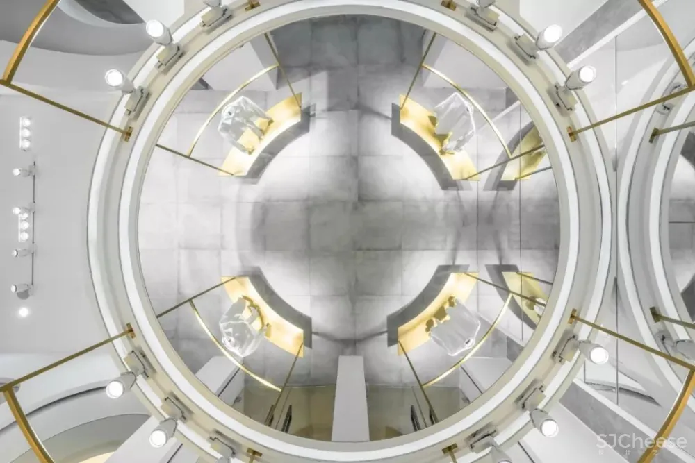 广州珠江新城CBD未来总部办公设计,满满的科技感! 加减智库设计事务所