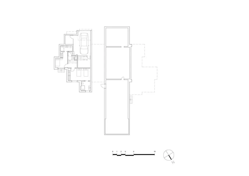 西班牙海滨，打造纯白的T 台别墅 / NOMO STUDIO