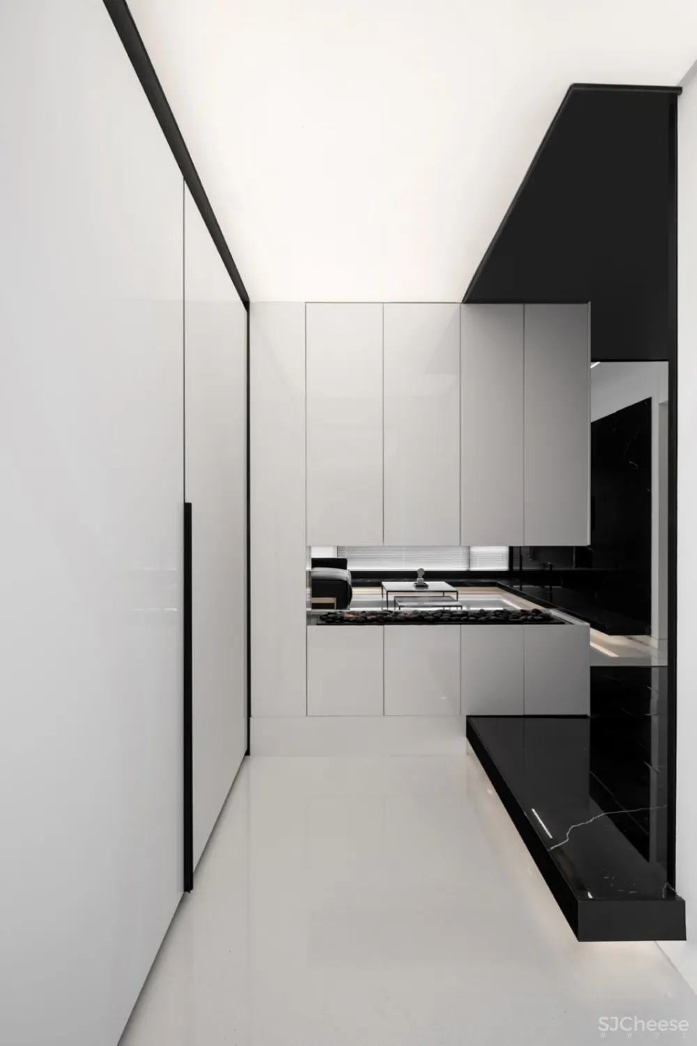 Silent depth |《璞.真》居然之间，极简黑白