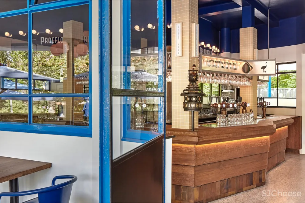 新作 | Studio Modijefsky:阿姆斯特丹 Blauwe Theehuis酒吧餐厅