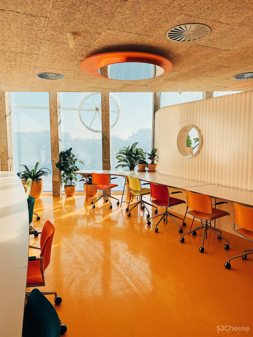 伦敦一家可以托儿的联合办公空间