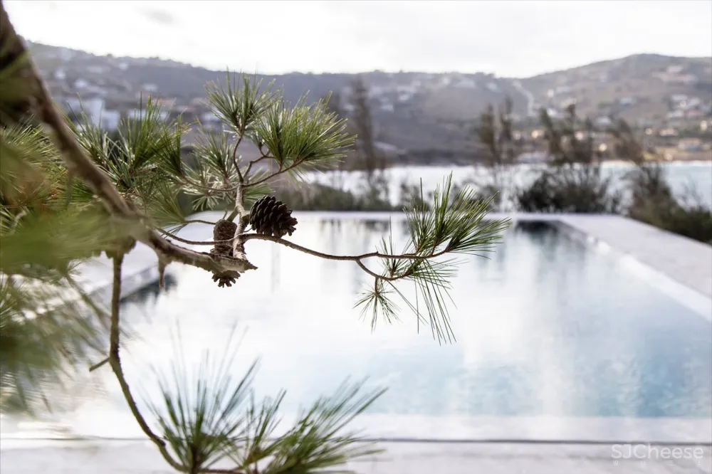 Room Service | 希腊 Attica海湾住宅