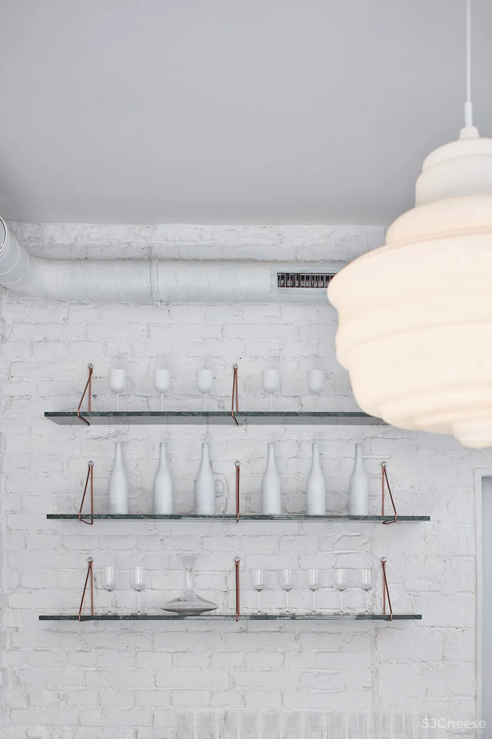 新作 | Jan Plecháč & Henry Wielgus:布拉格 Dvojka酒吧