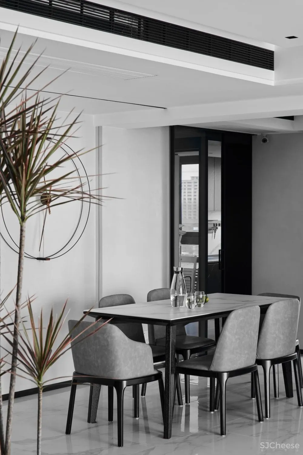 力设计 新作丨手办一面墙 江边一套房