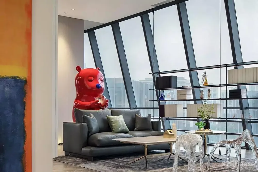 岳蒙新作:简而干练,跳脱于前!