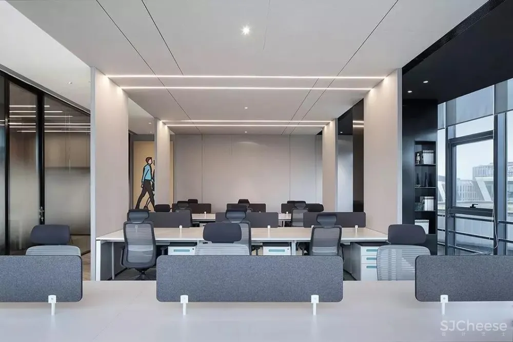 岳蒙新作:简而干练,跳脱于前!