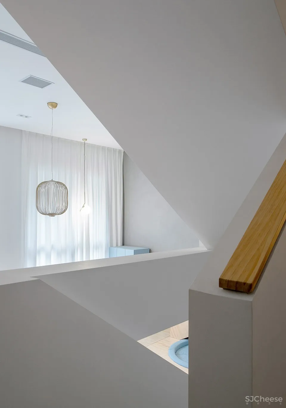 新作 | 大海小燕设计工作室：上海 几何空间 – 二娃乐园