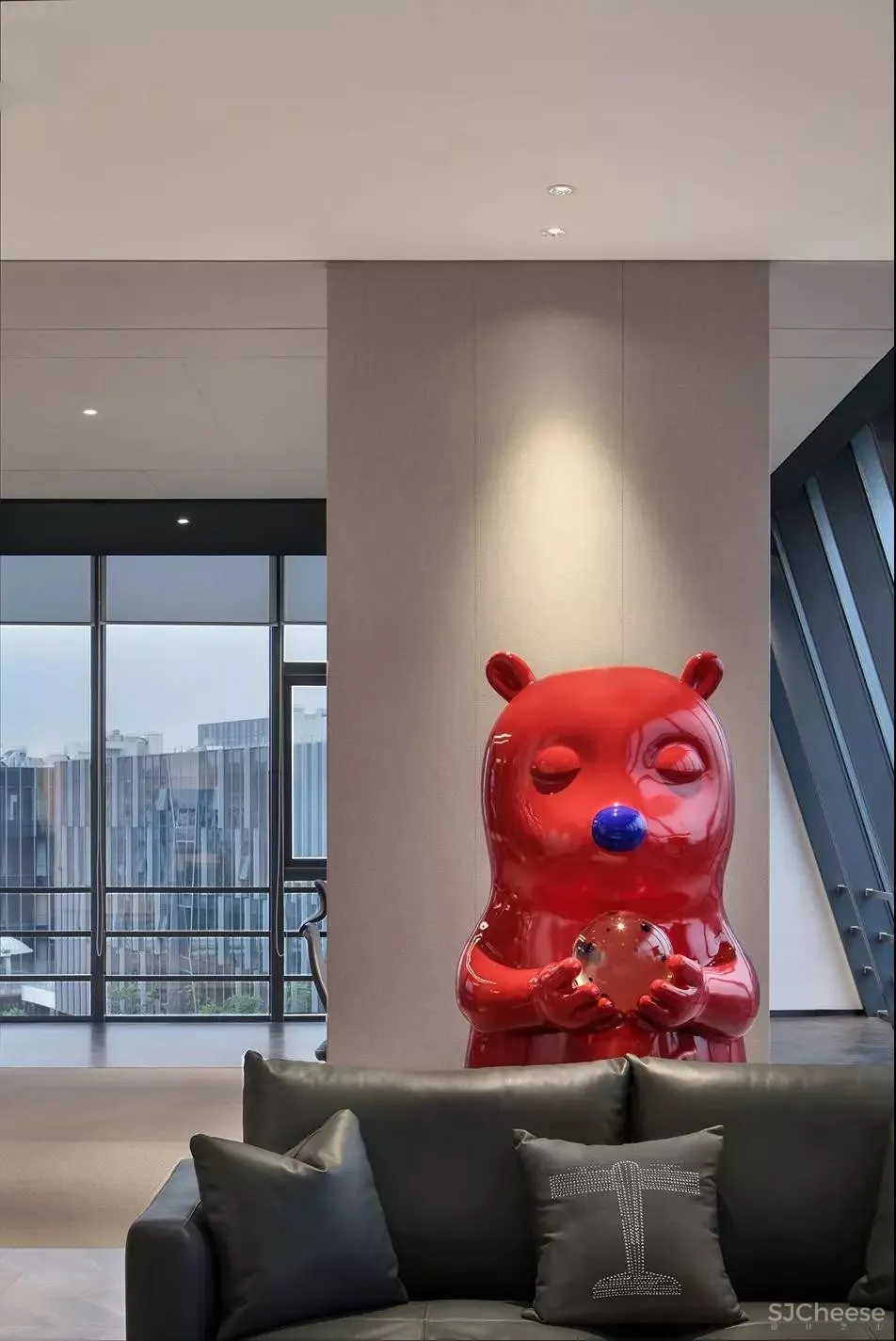 岳蒙新作:简而干练,跳脱于前!