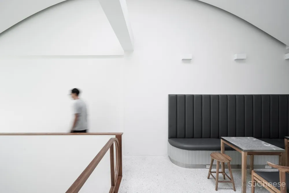 新作 | Pommballstudio：由私宅改造的咖啡店“8号中转站”