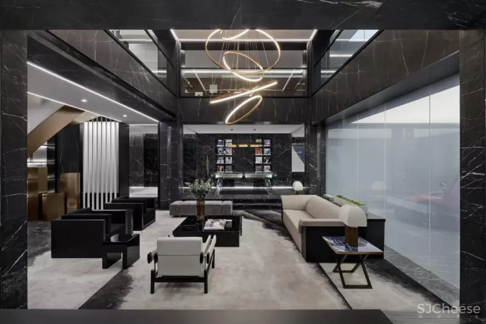 LSD | 寻找向心而生的唯一解