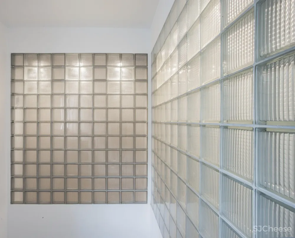 新作 | 辑画设计:微流青旅