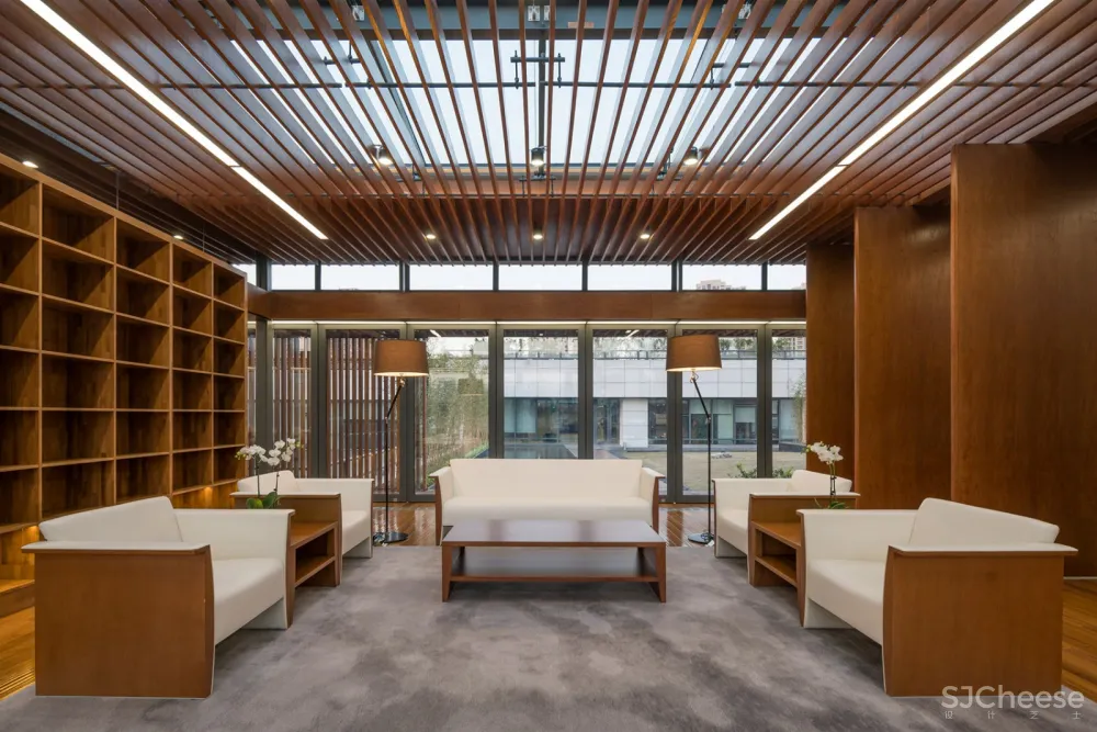 新作 | 致正建筑工作室:上海 屋上三间