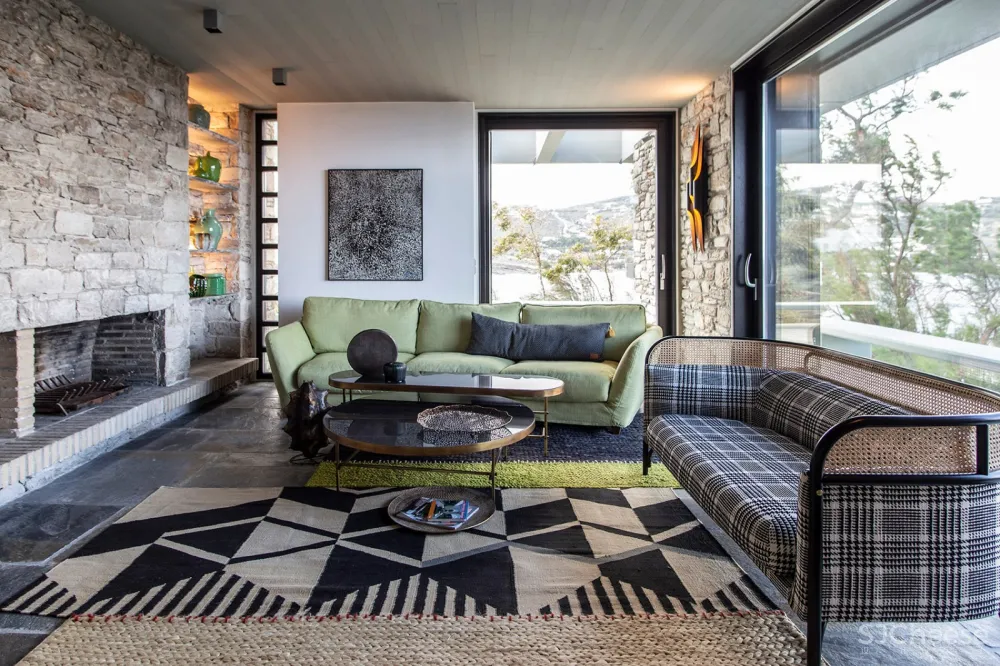 Room Service | 希腊 Attica海湾住宅