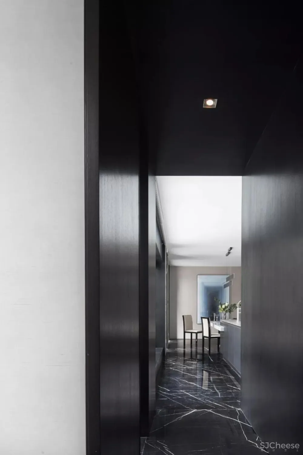 LSD | 寻找向心而生的唯一解