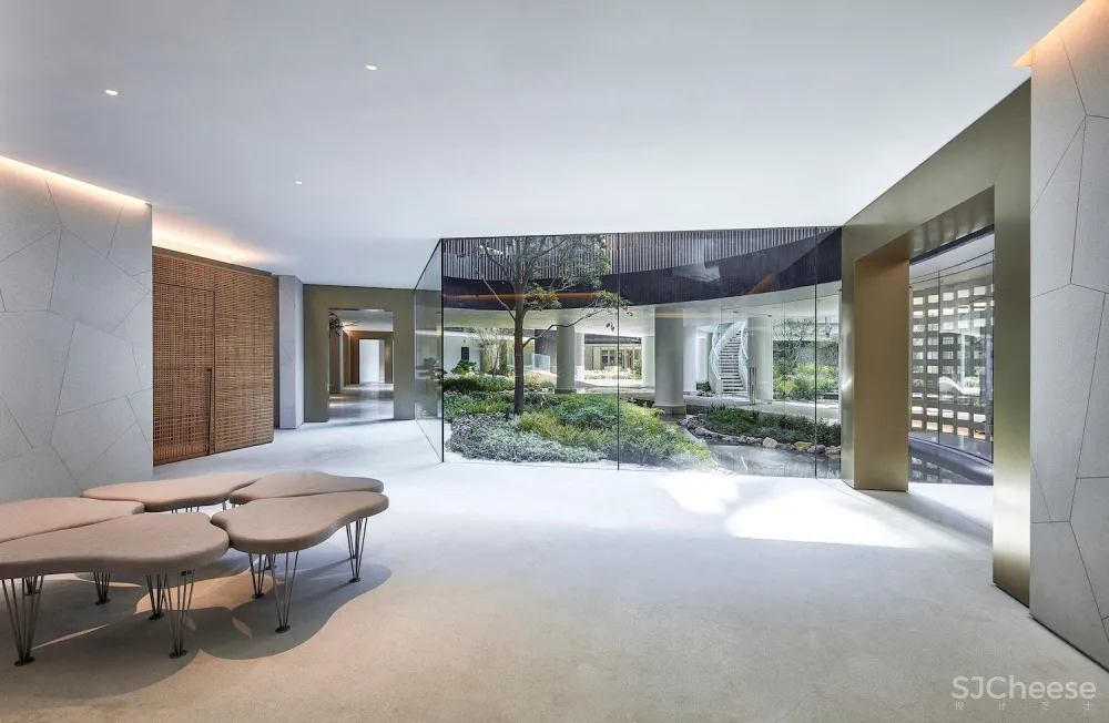 Uchida Design Inc. | 香港 Fleur Pavilia公寓会所及门厅