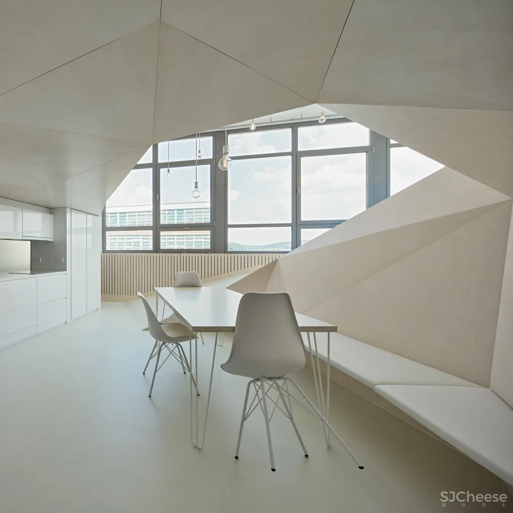 新作 | petrjanda/brainwork:捷克 兹林32号阁楼式公寓