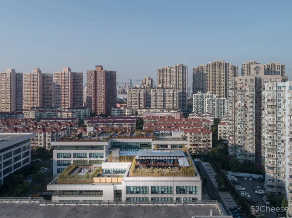 新作 | 致正建筑工作室:上海 屋上三间