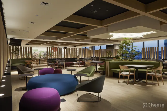 东京一间现代日式风格“绿洲”办公室