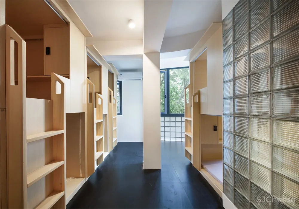 辑画设计 | 建筑改造之上海微流青旅