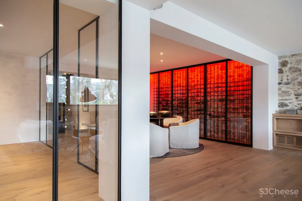 Room Service | 希腊 Attica海湾住宅