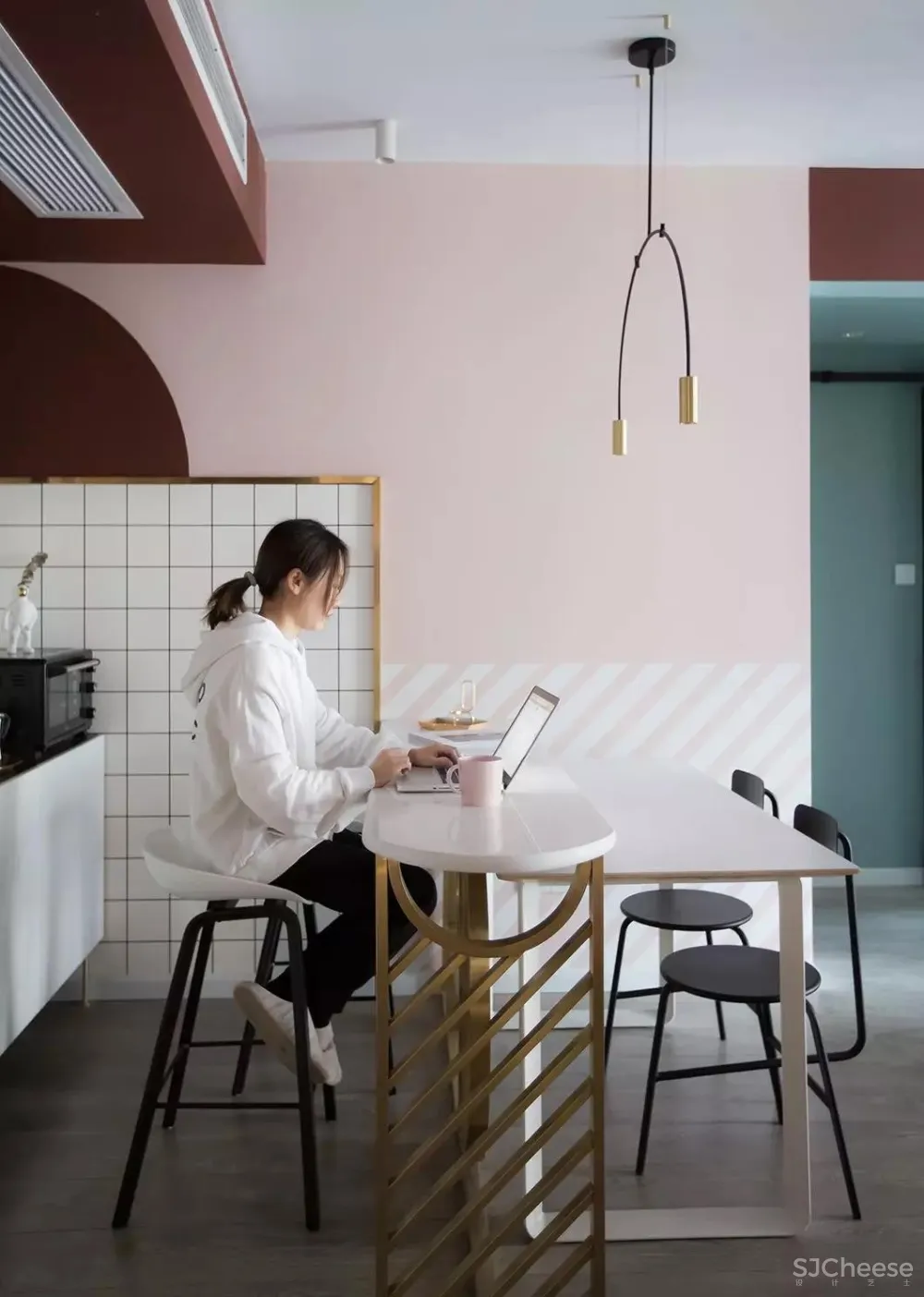 吾隅设计 | 你还敢再“色”一点吗？设计师！