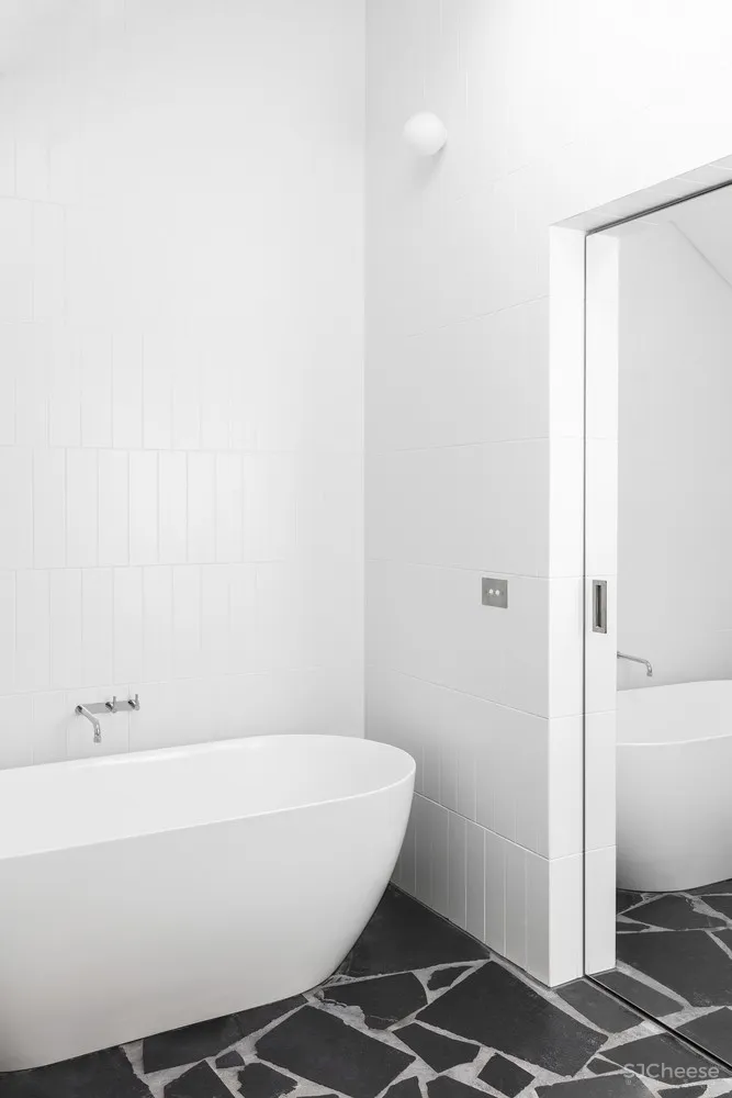 Benn & Penna Architects | 巴尔曼岩屋