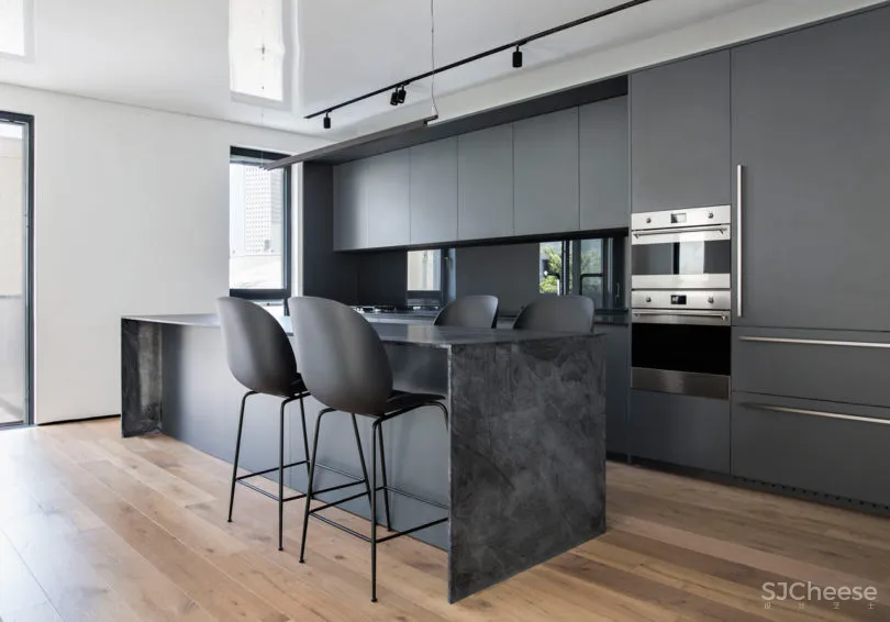 Milic Harel Architects | 特维拉夫N公寓翻新