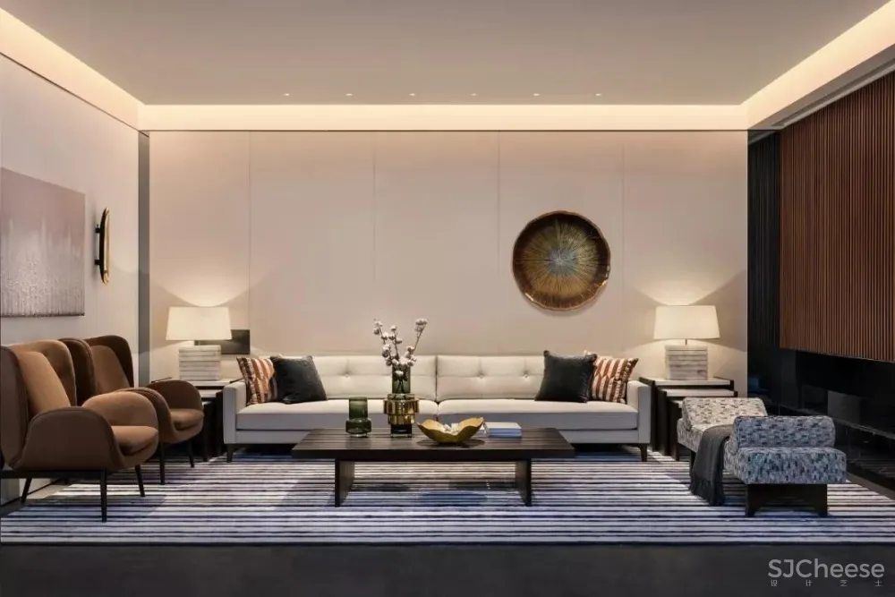 LSD | 寻找向心而生的唯一解