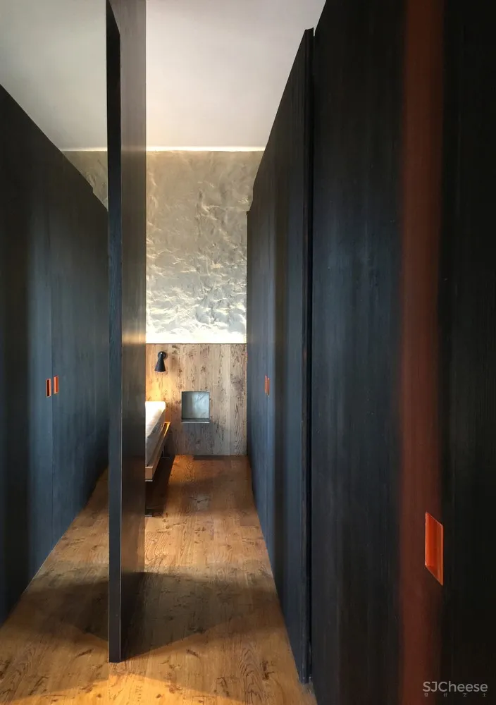 首发 | Bricolo Falsarella:意大利顶层高级感公寓