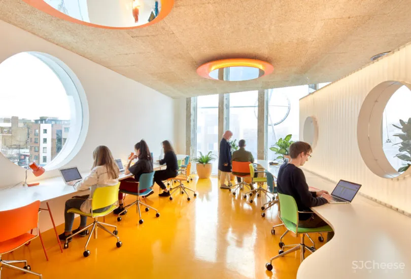 伦敦一家可以托儿的联合办公空间