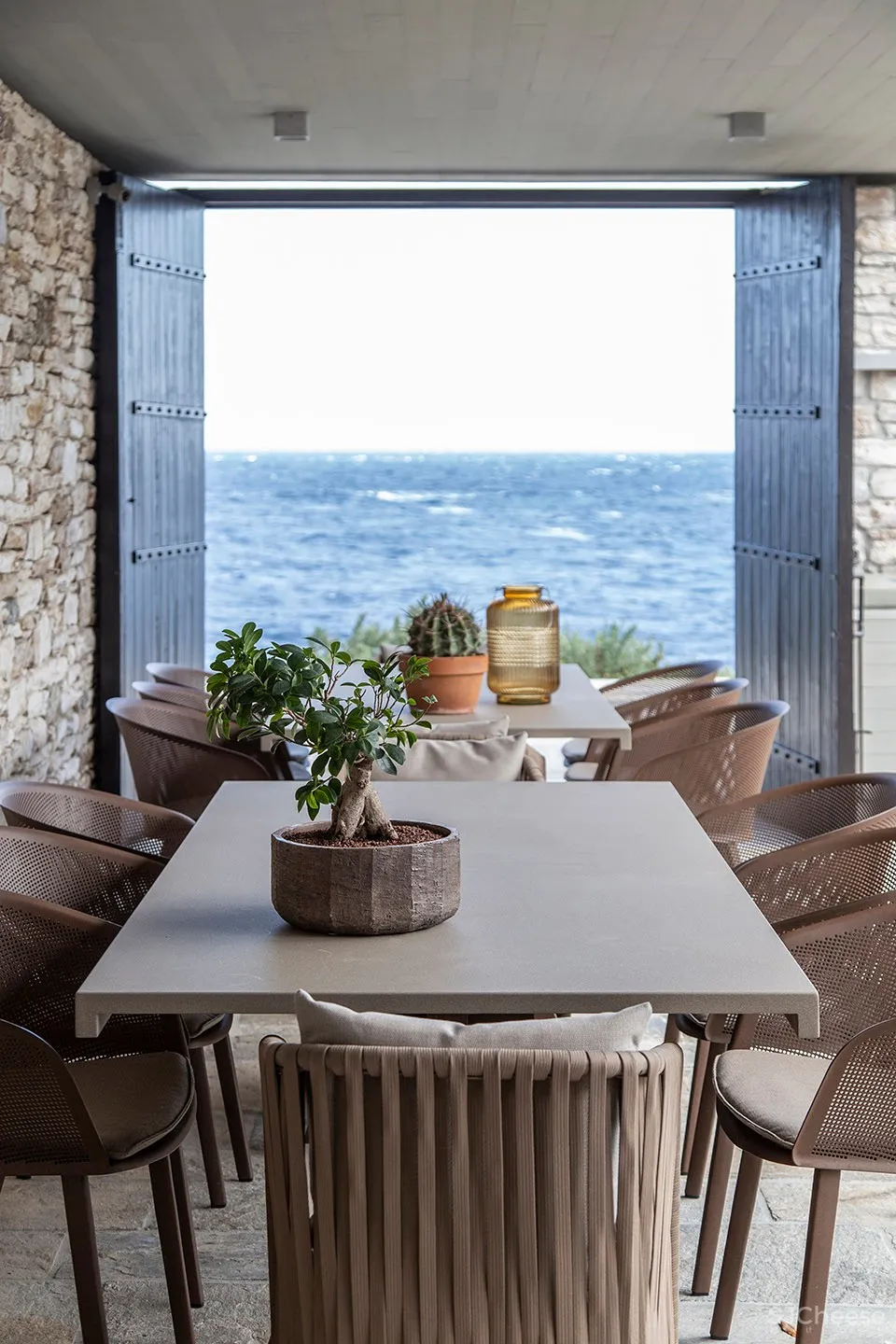 Room Service | 希腊 Attica海湾住宅