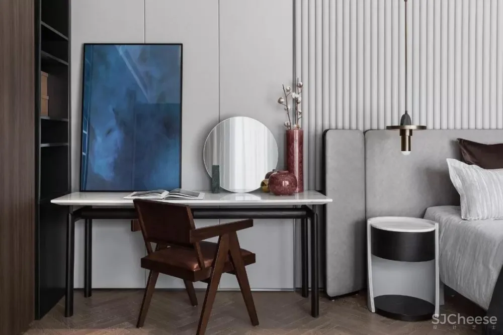 LSD | 寻找向心而生的唯一解